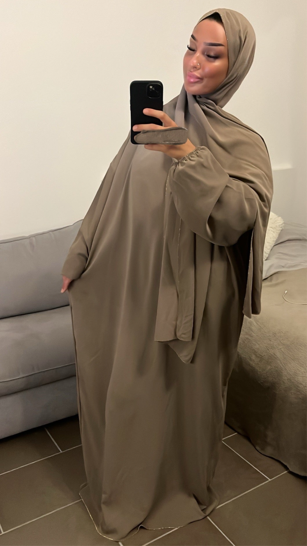 ABAYA VOILE INTÉGRÉ TAUPE
